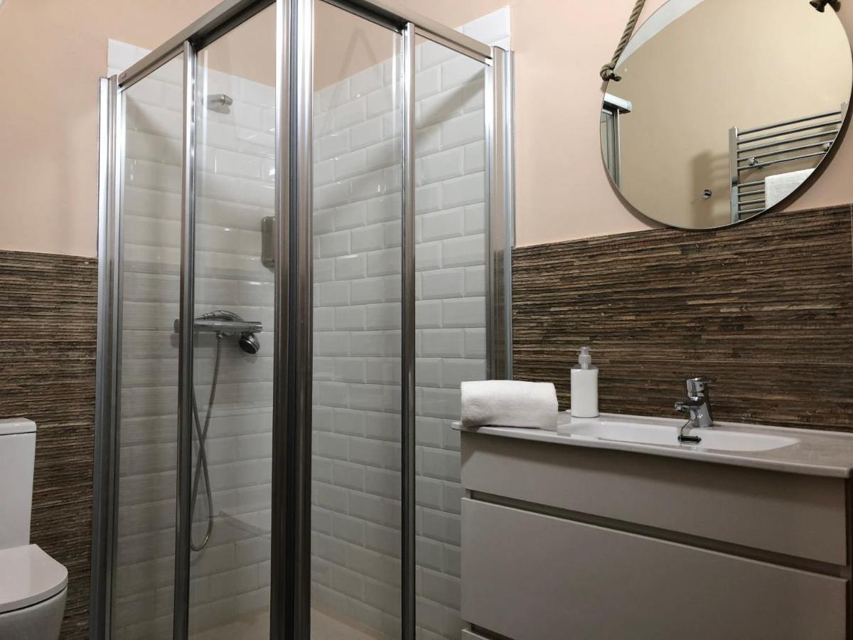Al-Qazeres Suites Caces 외부 사진