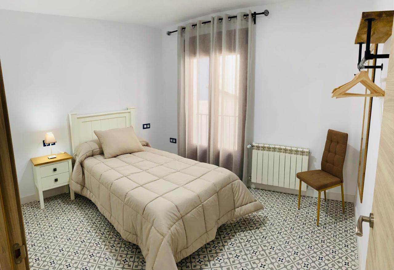 Al-Qazeres Suites Caces 외부 사진