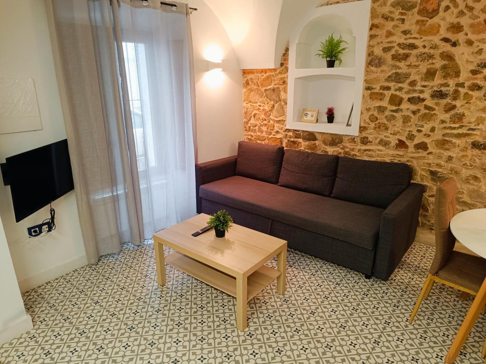 Al-Qazeres Suites Caces 외부 사진
