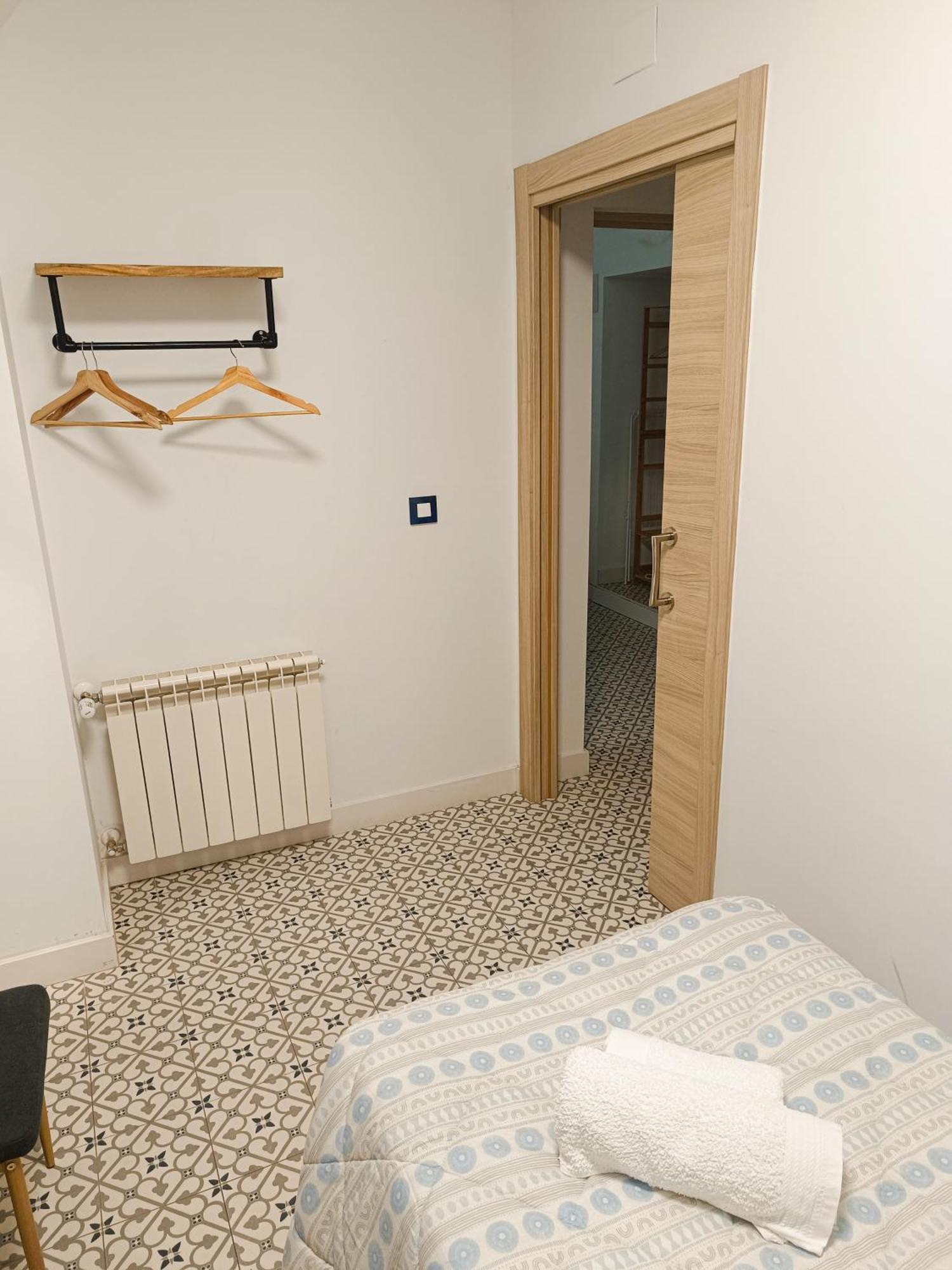 Al-Qazeres Suites Caces 외부 사진