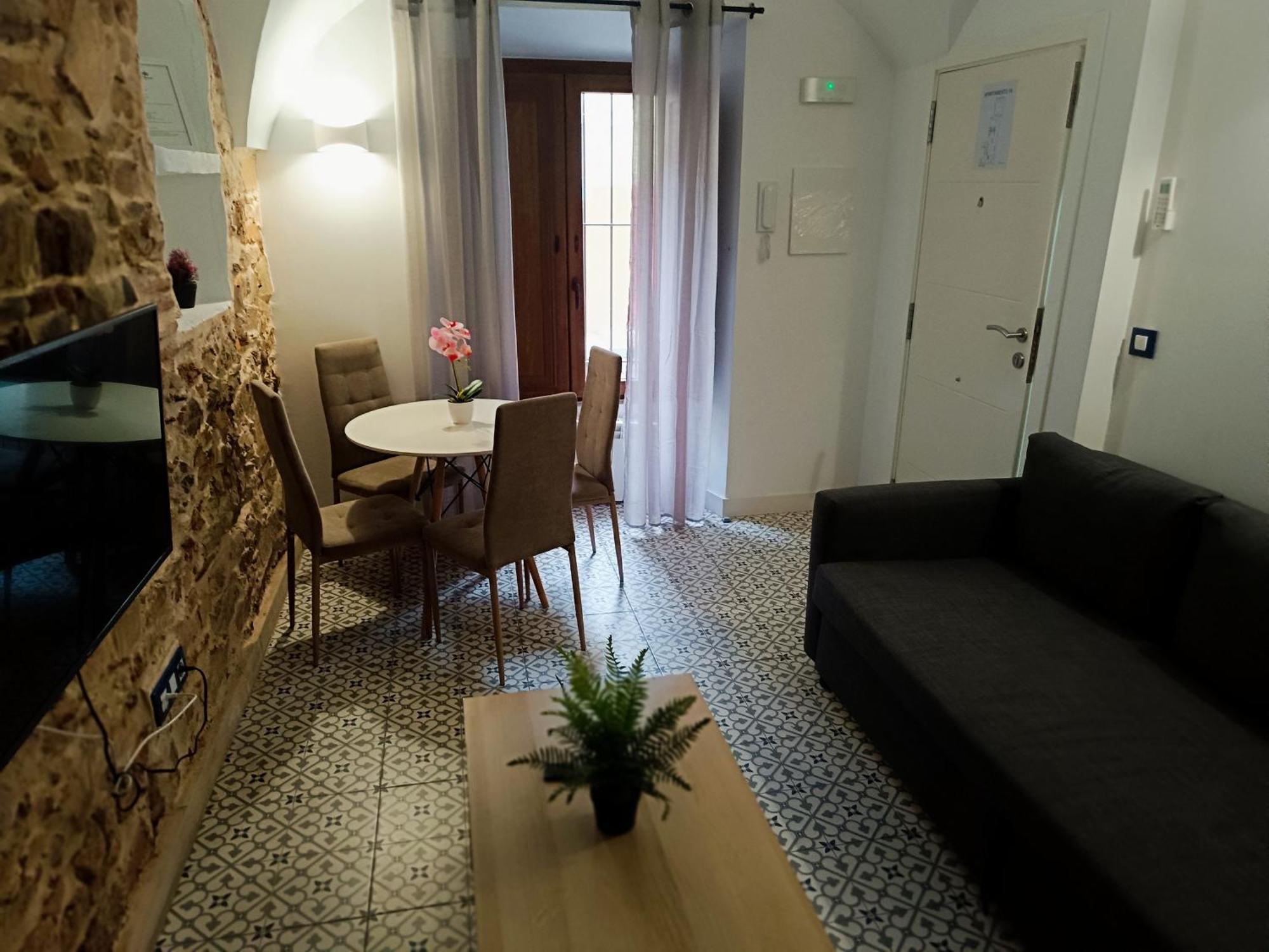 Al-Qazeres Suites Caces 외부 사진